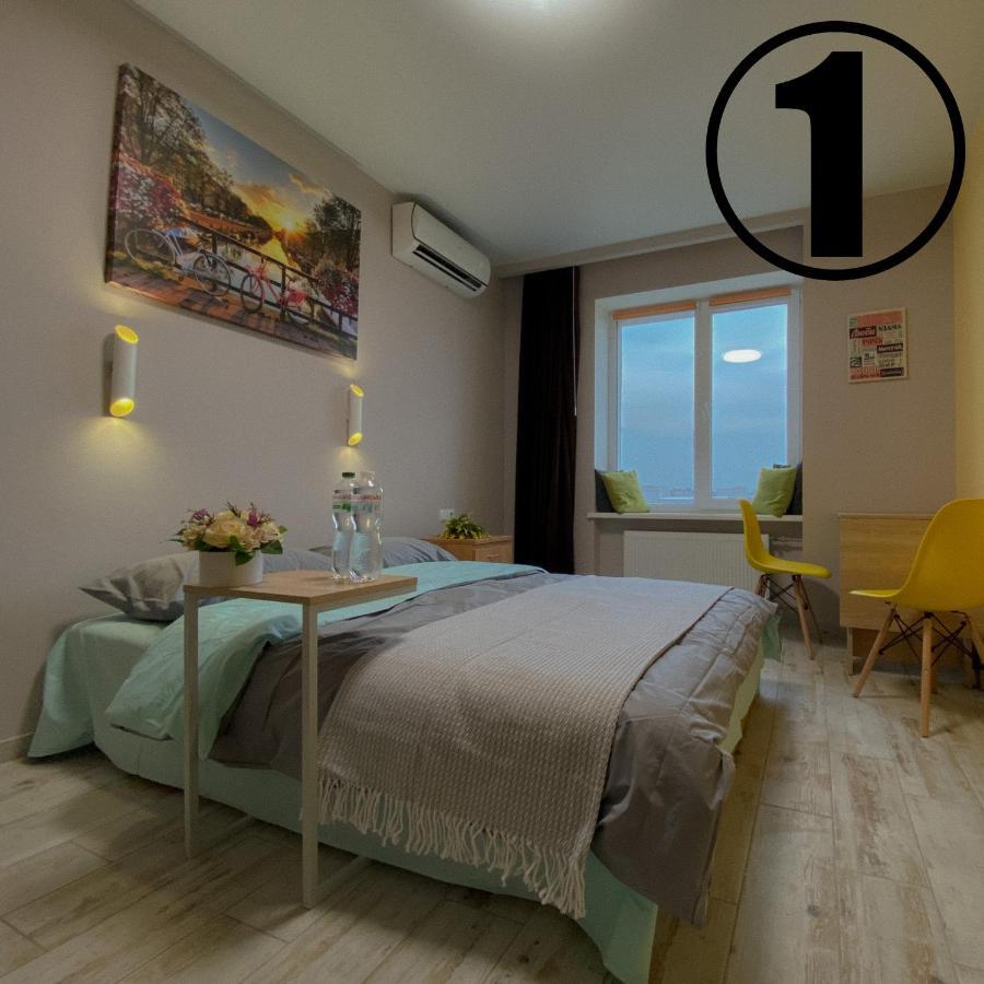 Studio Aparment Kharkiv Bagian luar foto